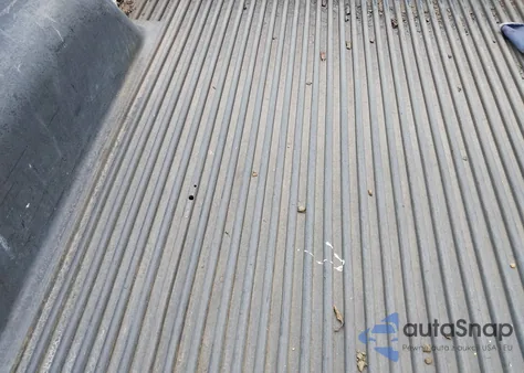 1998 Chevrolet C1500 Fleetside W/T из США, поврежденный, VIN 1GCEC14W7WZ276147